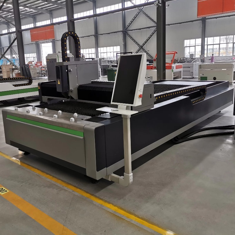 Industrial Fiber Laser Cutting Machine - آلة قطع بالليزر الليفي بمعيار CE
