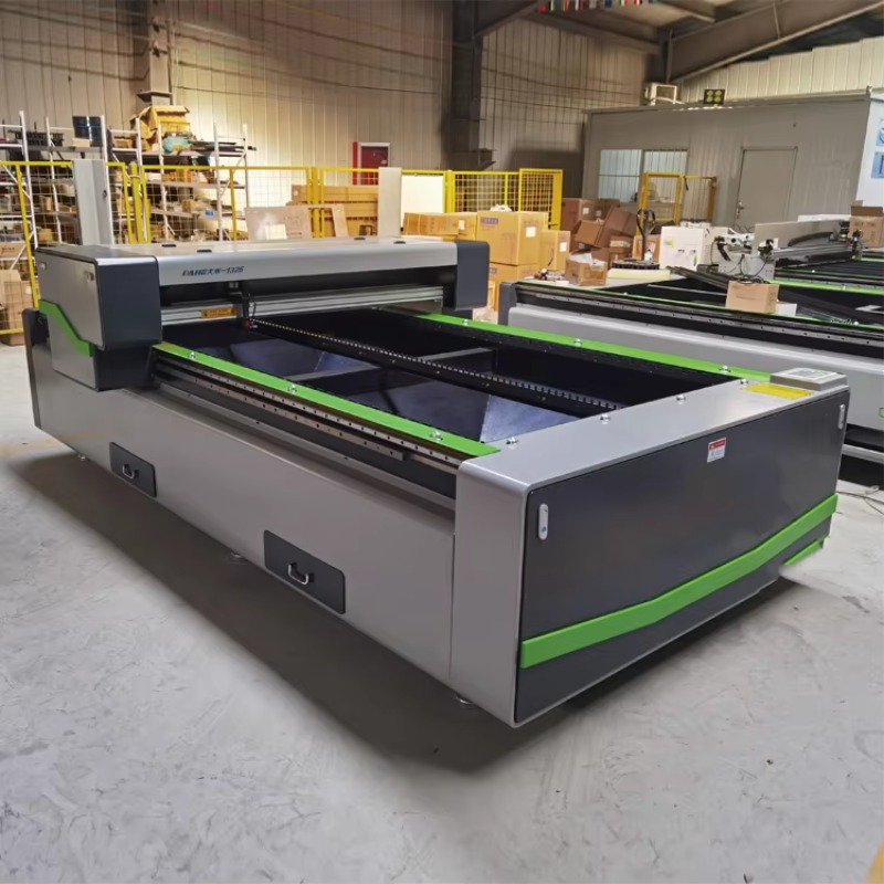 آلة قطع بالليزر CO2 مخصصة برأس - مراجعة Industrial Laser Cutters وسعره