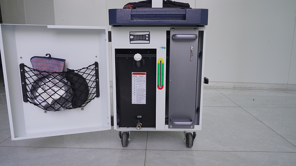 آلة تنظيف بالليزر صناعية للبيع - مراجعة Industrial Laser For Sale وسعره