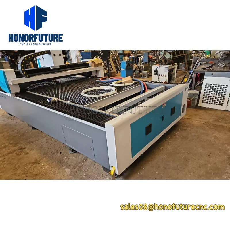 آلة قطع بالليزر الليفي قوية مع - مراجعة Industrial Fiber Laser Cutting Machine وسعره